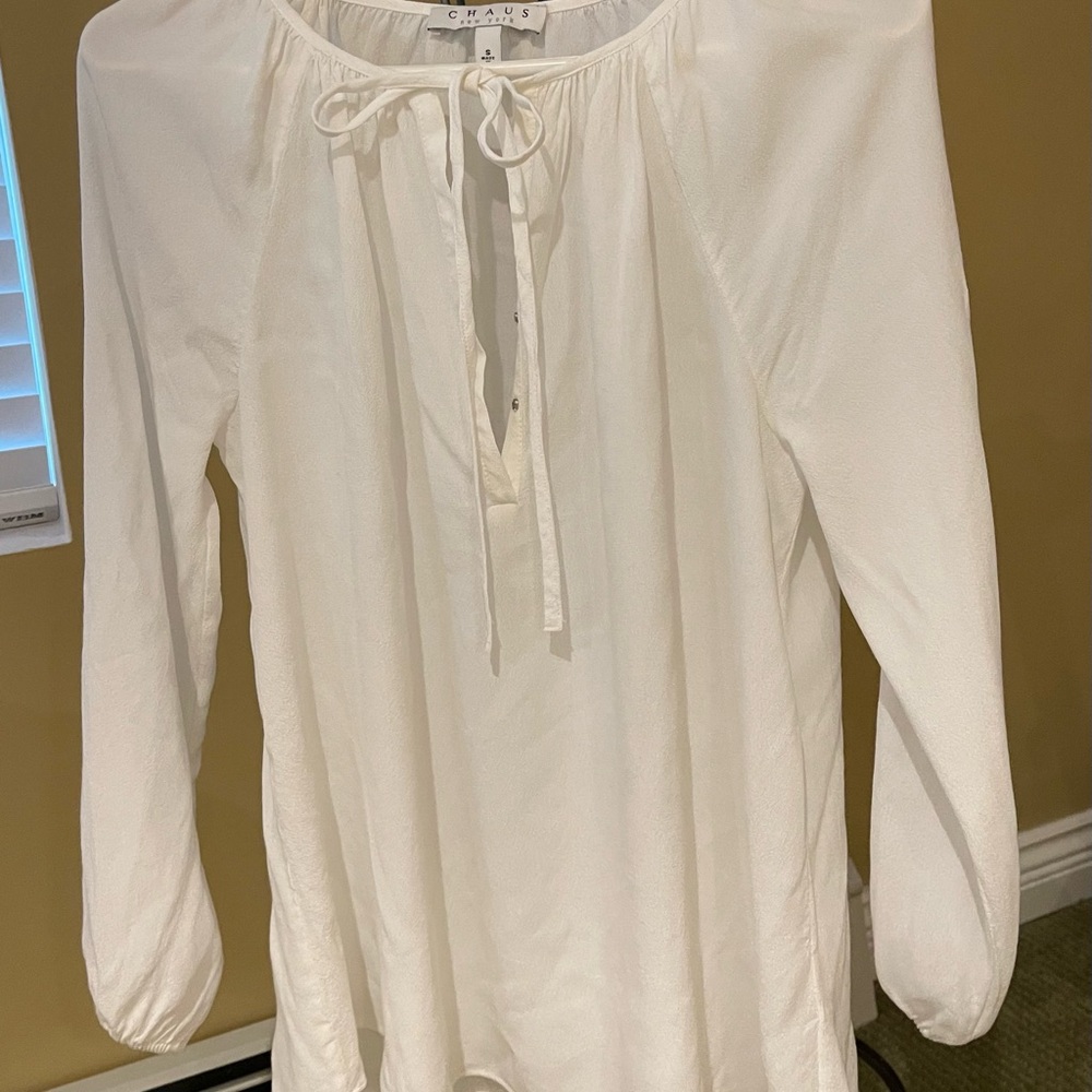 Chau’s silk blouse sz small excellent condition